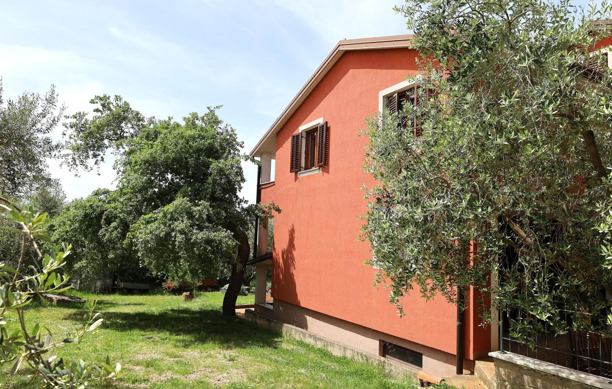 Apartment Zita With 1 Bedroom In Relaxing Surroundings Near Umag Exterior foto