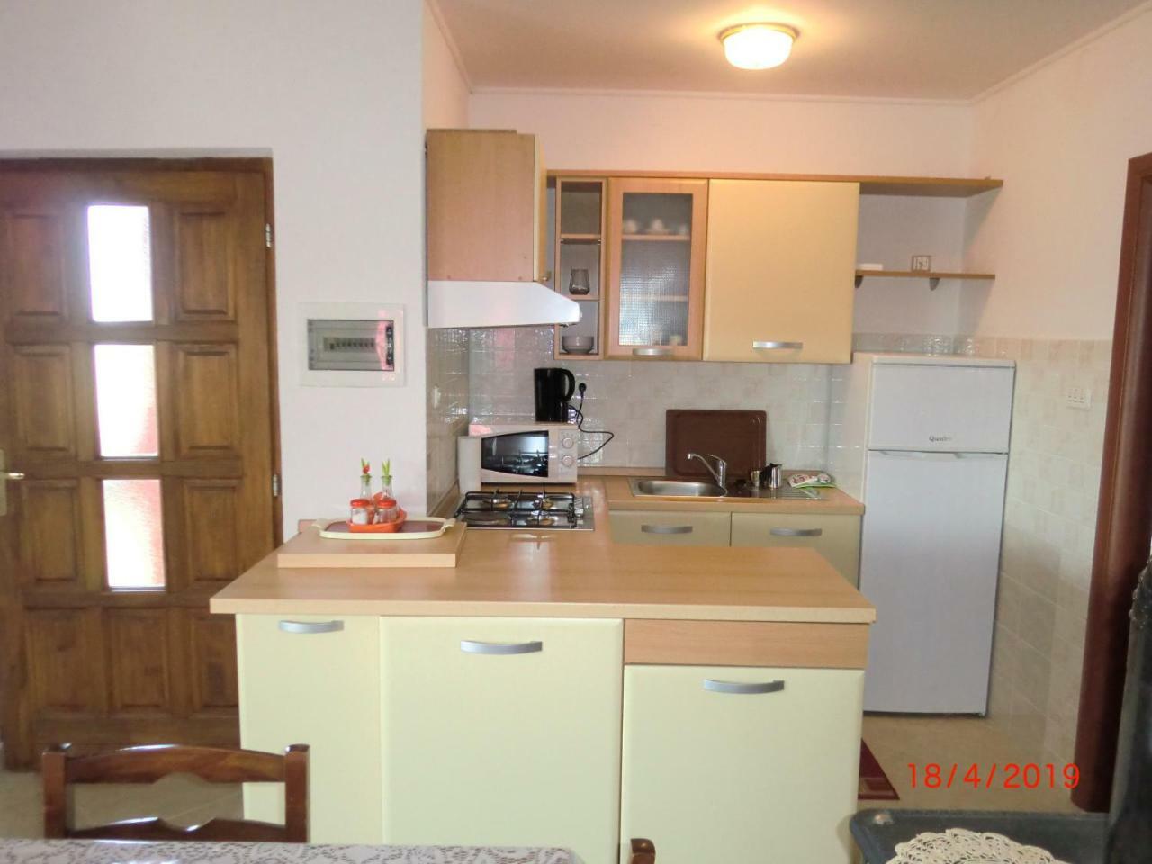 Apartment Zita With 1 Bedroom In Relaxing Surroundings Near Umag Exterior foto